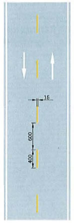 可跨越对向车行道分界线